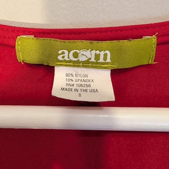 Acorn Tank Top Womens Red V-neck Tank Stretch Lined Made in America - Size S - Picture 4 of 7